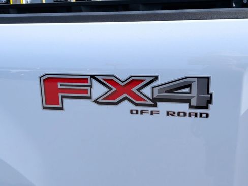 New 2026 Ford F250 Lariat w/ Chrome Package image 44