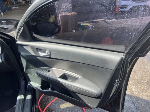 Used 2016 Kia Optima LX image 17