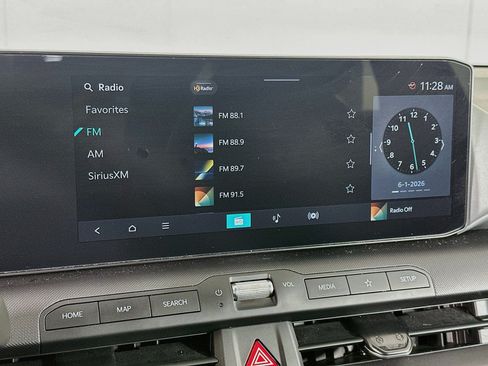 Used 2025 Kia K4 FWD image 21
