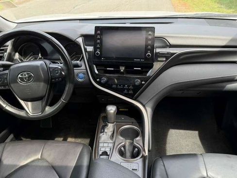 Used 2024 Toyota Camry XSE w/ Cold Weather Package FWD image 19