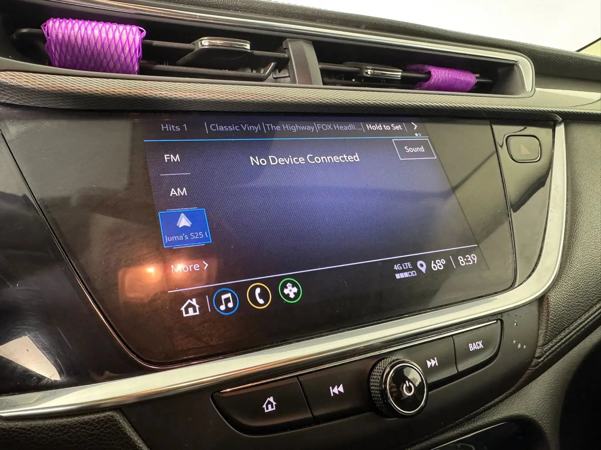 Used 2023 Buick Encore GX Preferred w/ Cold Weather Comfort Package FWD image 19