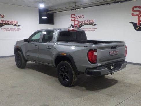 Used 2024 GMC Canyon Elevation w/ Convenience Package image 2