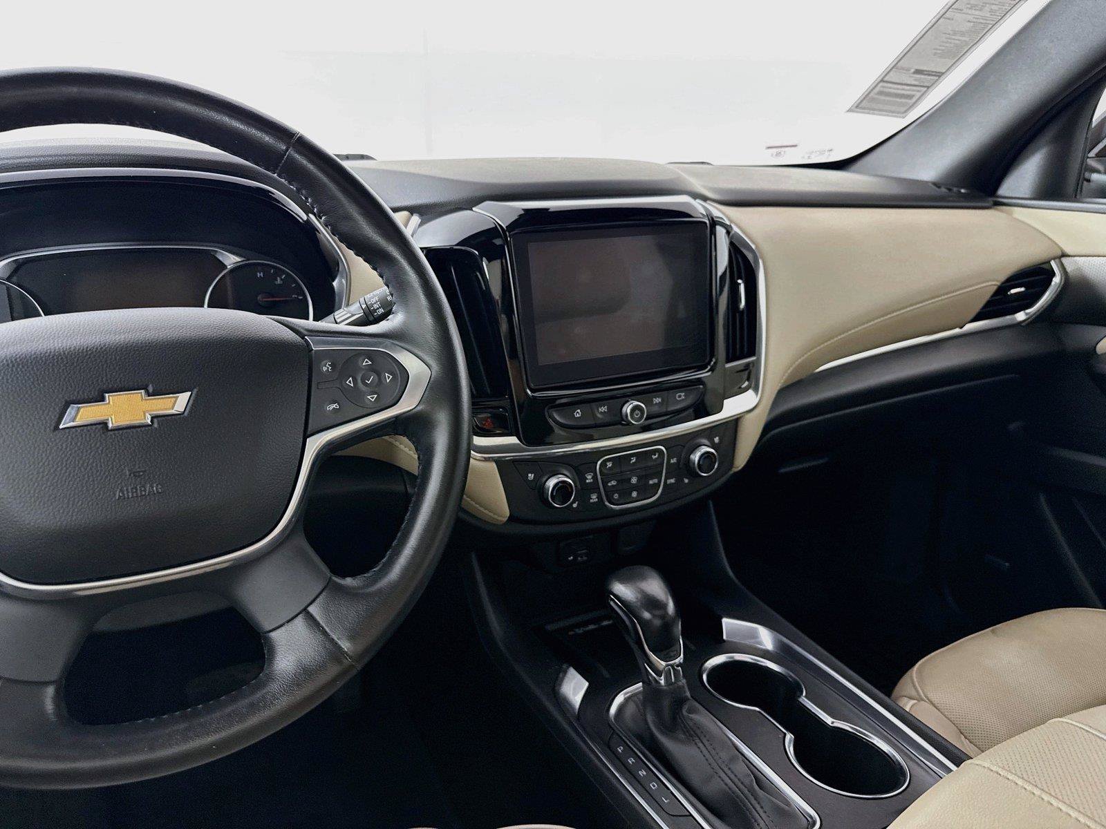 Used 2022 Chevrolet Traverse Premier AWD/4WD image 34