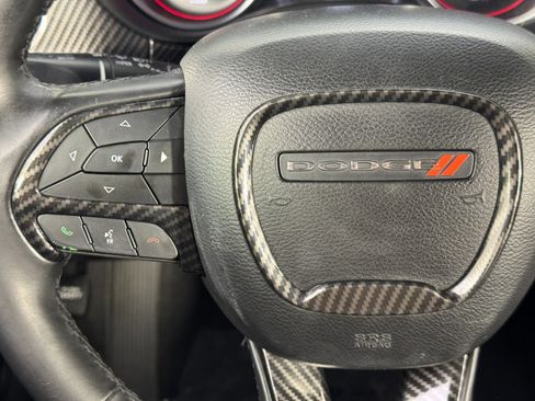 Used 2019 Dodge Charger SXT image 19