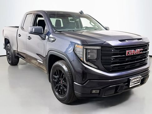Used 2025 GMC Sierra 1500 Elevation RWD image 3