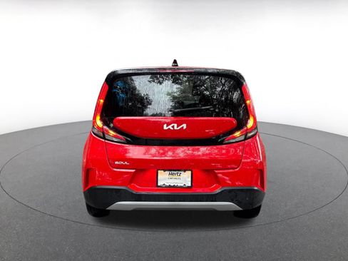 Used 2025 Kia Soul LX w/ LX Technology Package FWD image 6