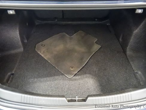 Used 2020 Chevrolet Malibu LT FWD image 21