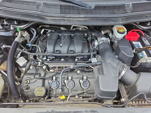 Used 2019 Ford Explorer XLT w/ Equipment Group 202A FWD image 31