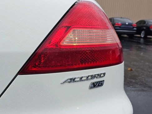 Used 2005 Honda Accord EX-L image 17
