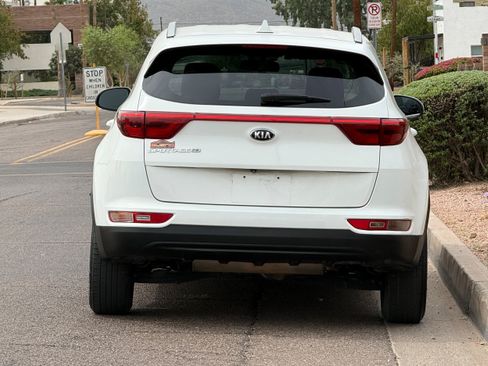 Used 2018 Kia Sportage LX w/ LX Popular Package FWD image 5