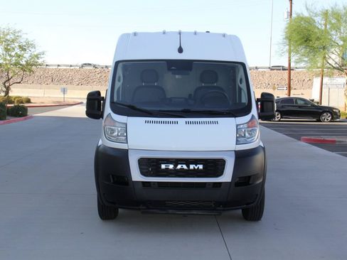 Used 2022 RAM ProMaster 2500 FWD image 2
