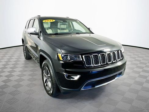 Certified 2021 Jeep Grand Cherokee Limited w/ Trailer Tow Group IV AWD/4WD image 2