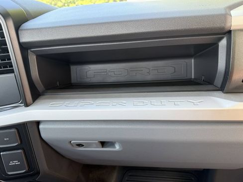 New 2026 Ford F250 XL w/ XL Driver Assist Package RWD image 18