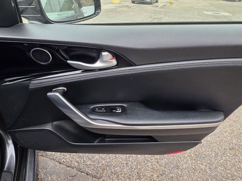 Used 2021 Kia Stinger GT-Line image 27