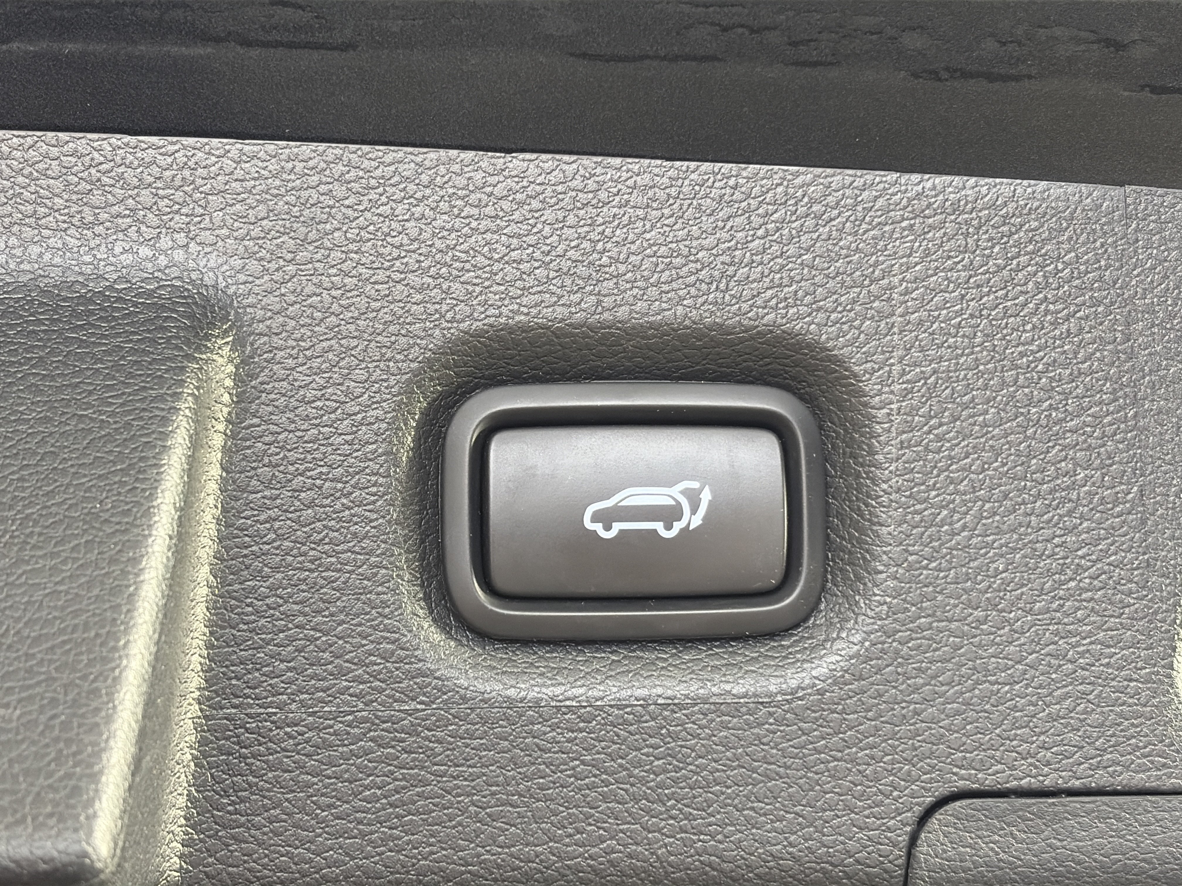 Certified 2023 Hyundai Santa Fe Limited FWD image 15