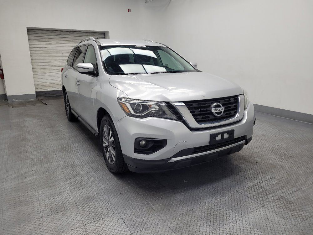 Used 2018 Nissan Pathfinder SV FWD image 13