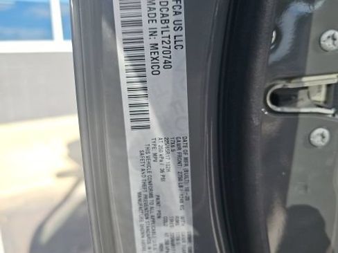 Used 2020 Dodge Journey SE w/ SE Popular Equipment Group FWD image 20