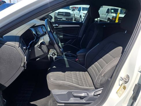 Used 2023 Volkswagen Jetta Sport FWD image 19