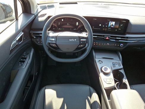 New 2026 Kia Sportage SX Prestige AWD/4WD image 8