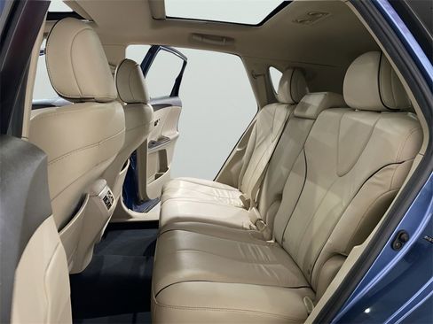 Used 2009 Toyota Venza AWD image 10