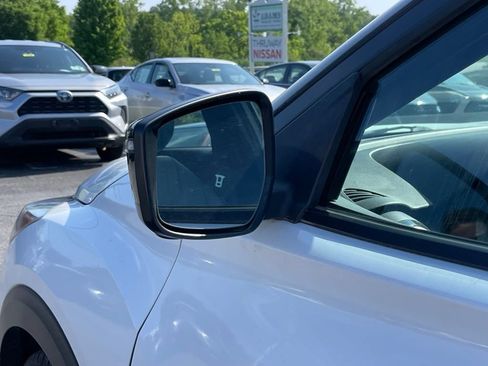 Certified 2023 Nissan Kicks SR w/ SR Premium Package FWD image 22