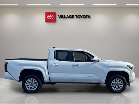 Certified 2024 Toyota Tacoma SR5 RWD image 6