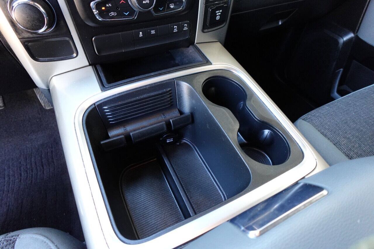 Used 2018 RAM 1500 Lone Star RWD image 24