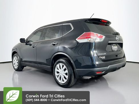 Used 2016 Nissan Rogue S AWD/4WD image 11