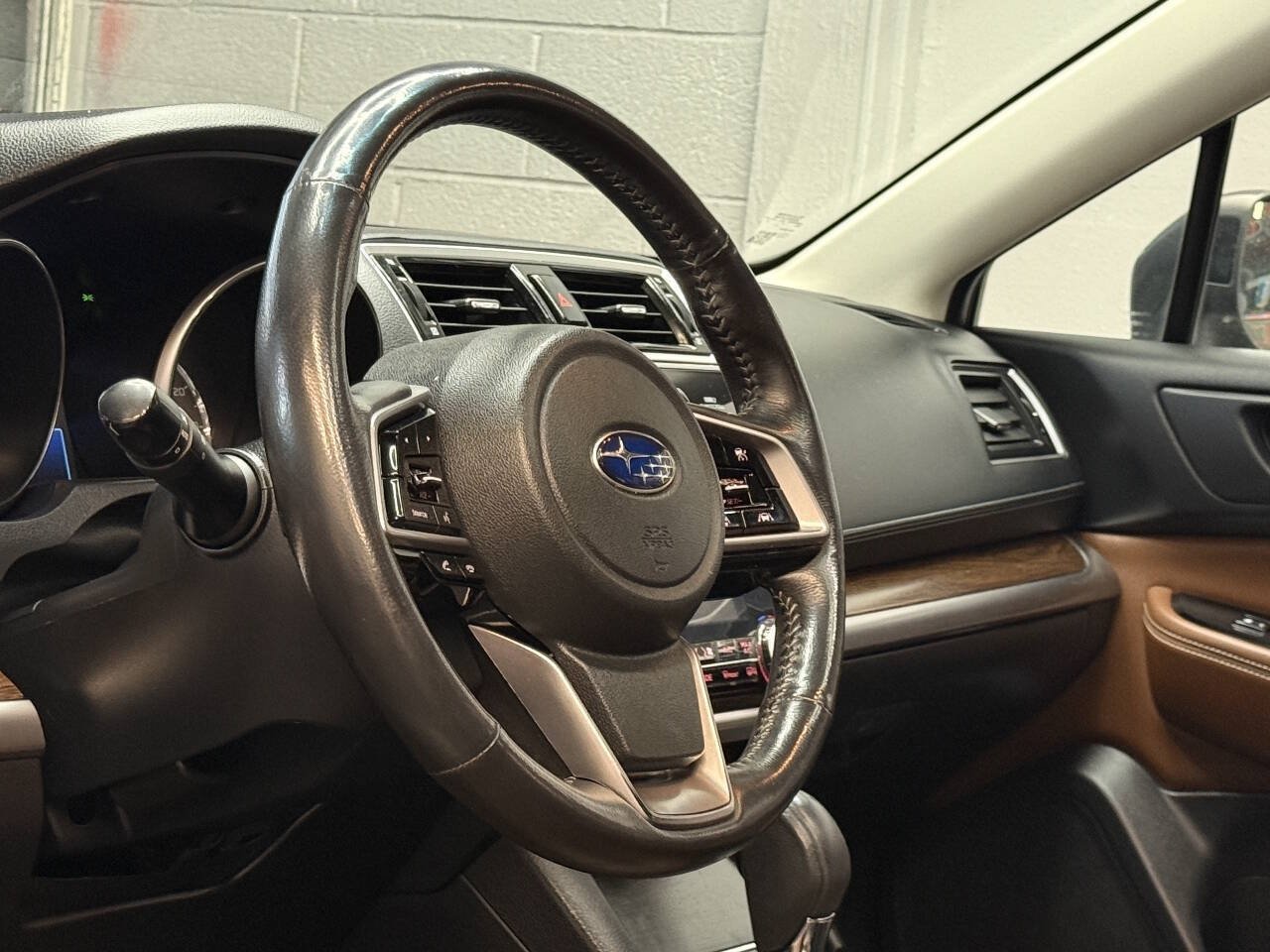 Used 2018 Subaru Outback 3.6R Touring w/ Protection Package #1 AWD/4WD image 20