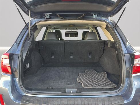 Used 2015 Subaru Outback 2.5i Limited image 30