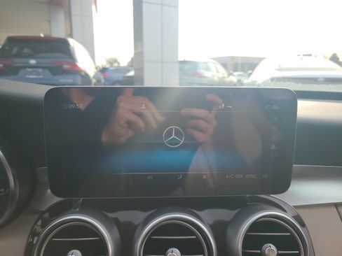 Used 2021 Mercedes-Benz C 300 4MATIC Sedan image 31