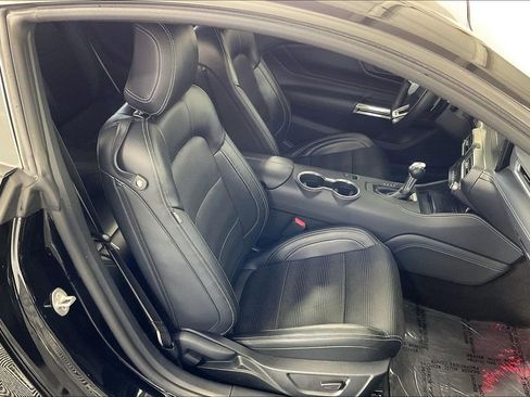 Used 2024 Ford Mustang GT Premium image 10