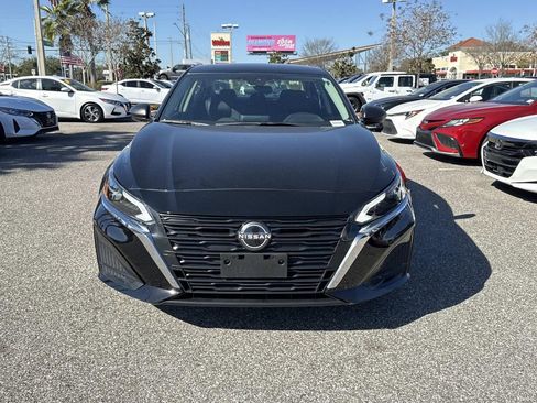 Certified 2024 Nissan Altima 2.5 SV image 9