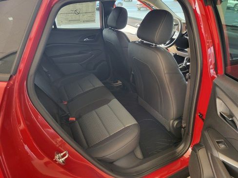 New 2026 Chevrolet Trax LT w/ Driver Confidence Package FWD image 22
