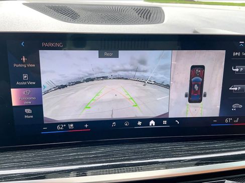 Used 2024 BMW X6 xDrive40i w/ Premium Package image 26