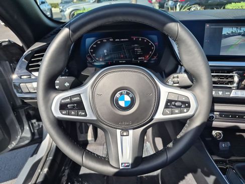 Used 2025 BMW Z4 M40i w/ Edition RWD image 18