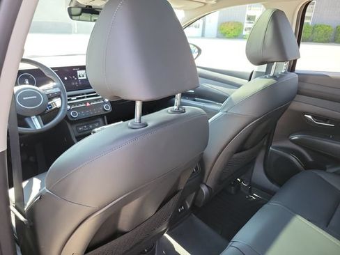 Used 2025 Hyundai Tucson SEL AWD/4WD image 23