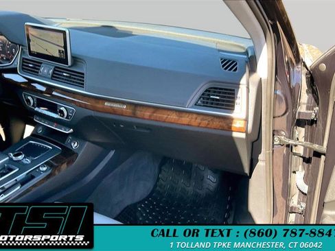 Used 2018 Audi Q5 2.0T Premium Plus w/ Premium Plus Package image 17