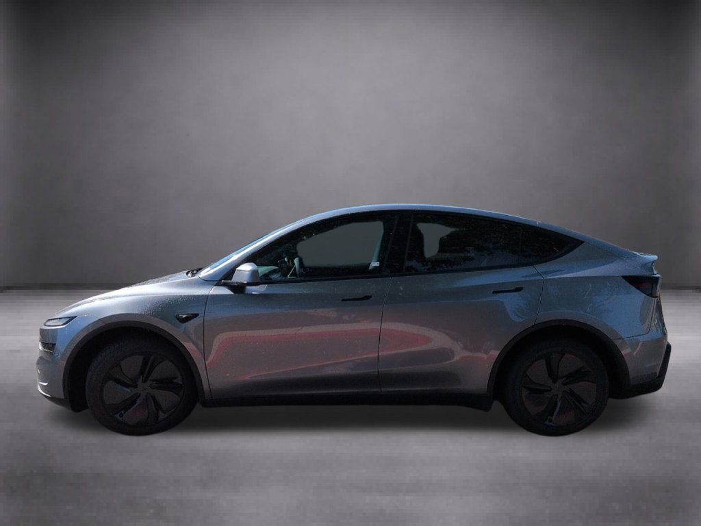Used 2026 Tesla Model Y Long Range AWD/4WD image 5