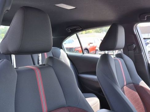 Used 2024 Toyota Corolla SE FWD image 17