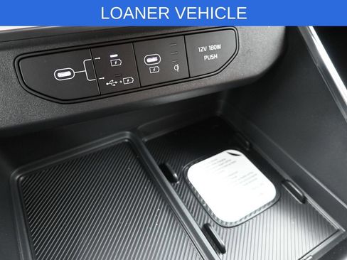 Used 2026 Kia Carnival EX FWD image 20