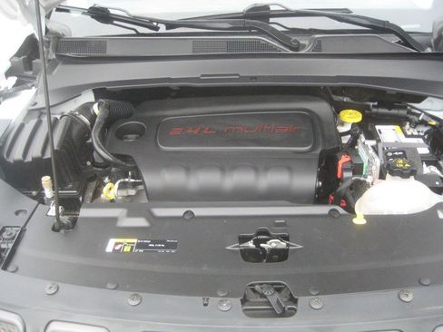Used 2022 Jeep Compass Trailhawk w/ Trailhawk Elite Group AWD/4WD image 13