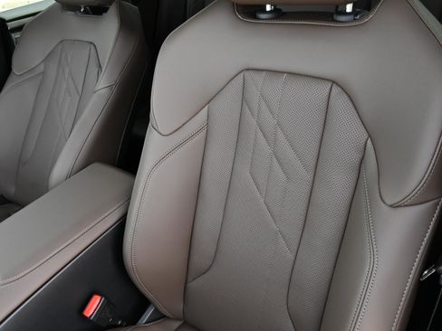 New 2026 BMW X3 xDrive30 w/ Premium Package image 9