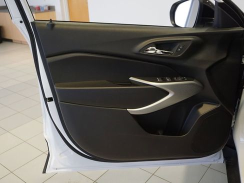 New 2026 Chevrolet Trax RS image 21