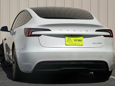 Used 2024 Tesla Model 3 Long Range AWD/4WD image 6