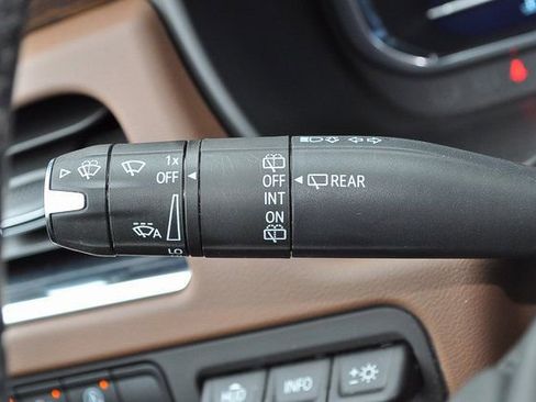 Used 2023 Chevrolet Tahoe High Country image 32