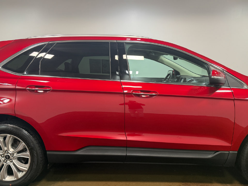Used 2024 Ford Edge Titanium AWD/4WD image 32
