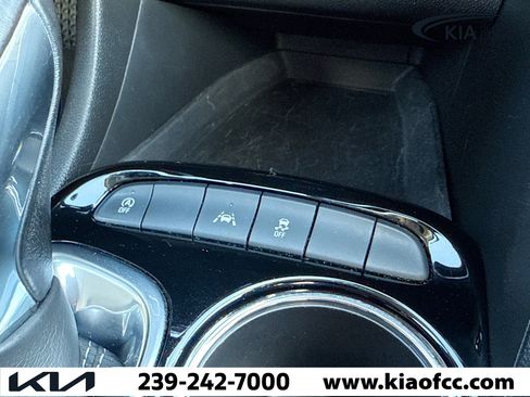 Used 2022 Buick Encore GX Select image 27