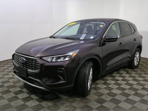 Used 2023 Ford Escape Active w/ Tech Pack #1 image 5