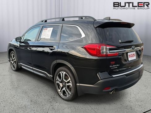 Used 2023 Subaru Ascent Limited w/ Popular Package #2A AWD/4WD image 4